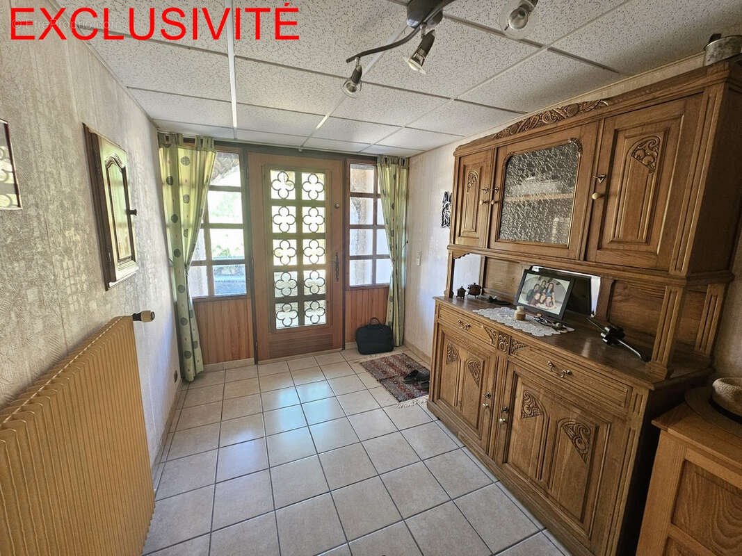 Ravilloles : belle maison de village en pierre - photo 4