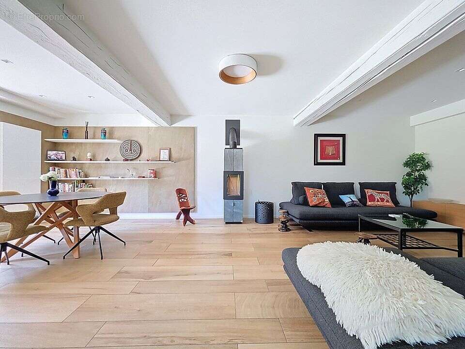 Maison à LUZINAY