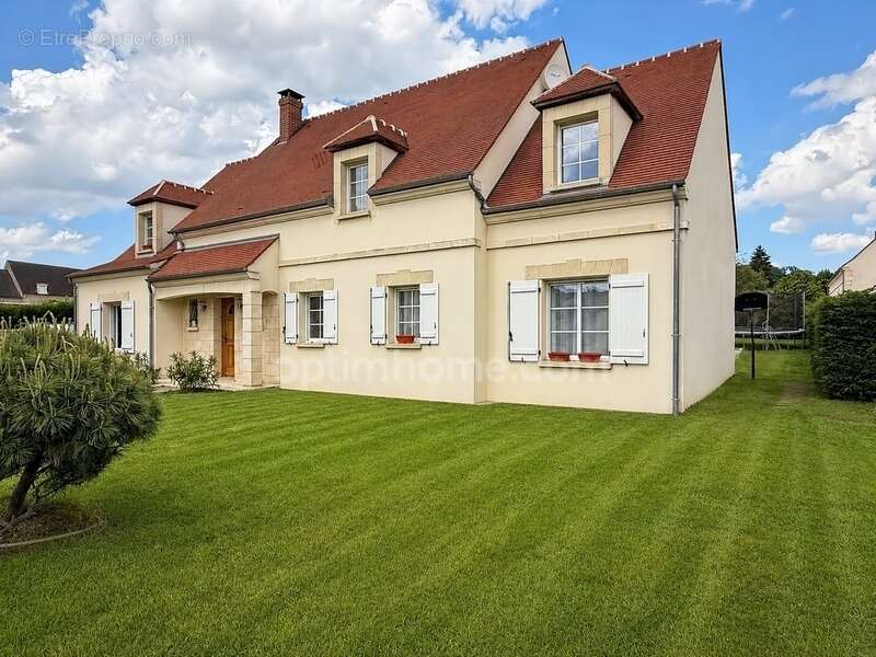 Maison à ANGICOURT