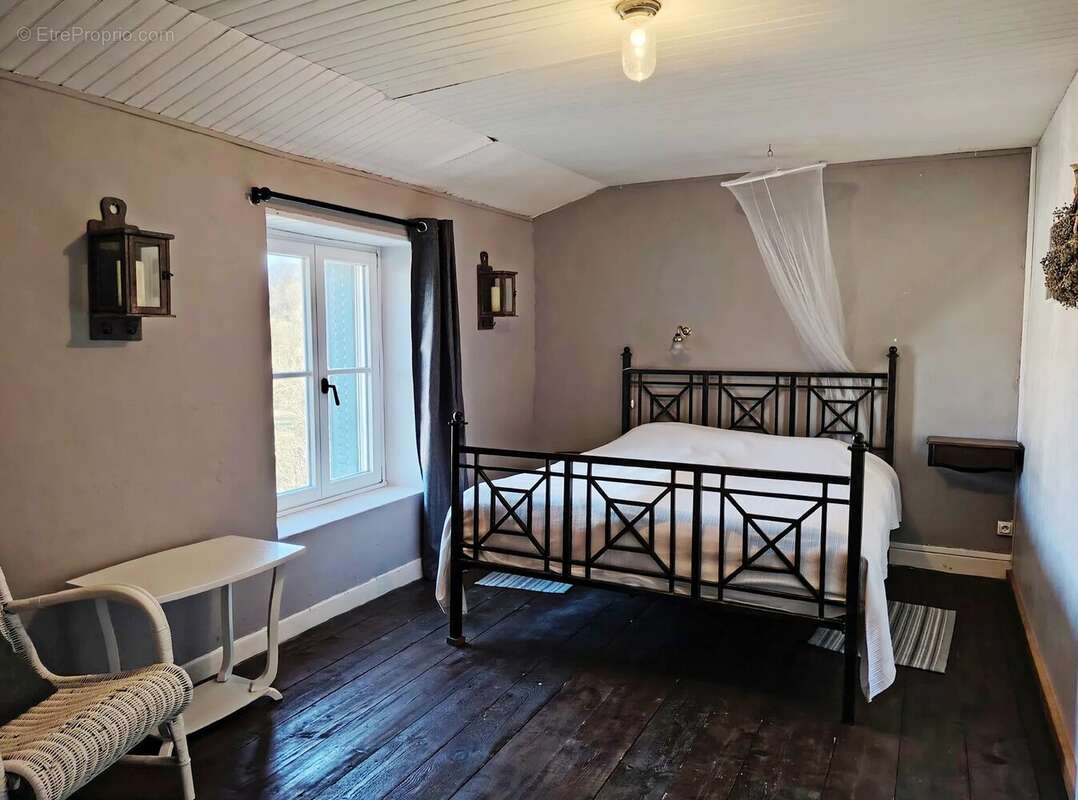 Maison à COIFFY-LE-HAUT