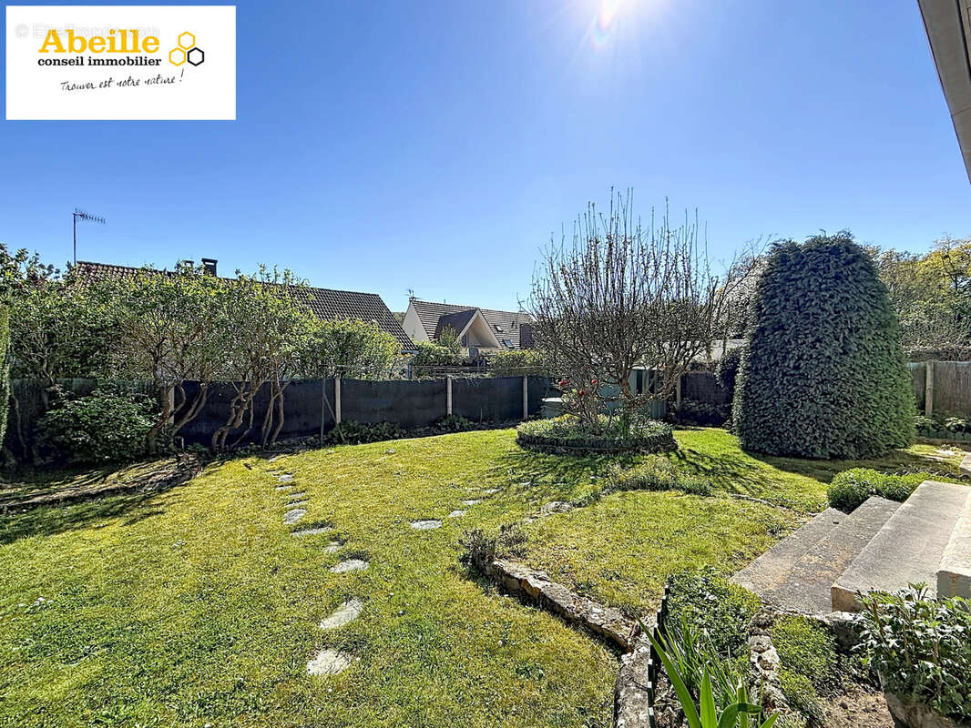 Maison à SAINT-CHERON