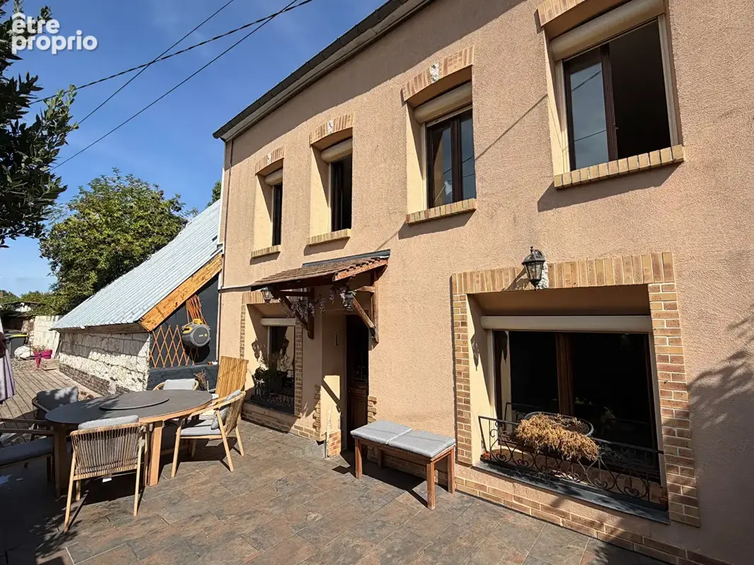 Maison  5 pièce(s) 98.5 m2 - photo 1