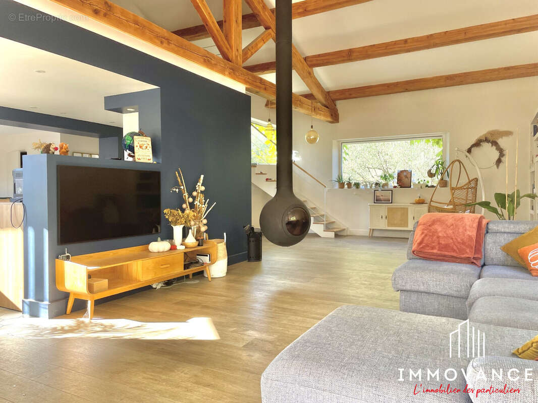 Maison à SAINT-MATHIEU-DE-TREVIERS