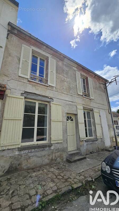 Photo 1 - Maison à REBAIS