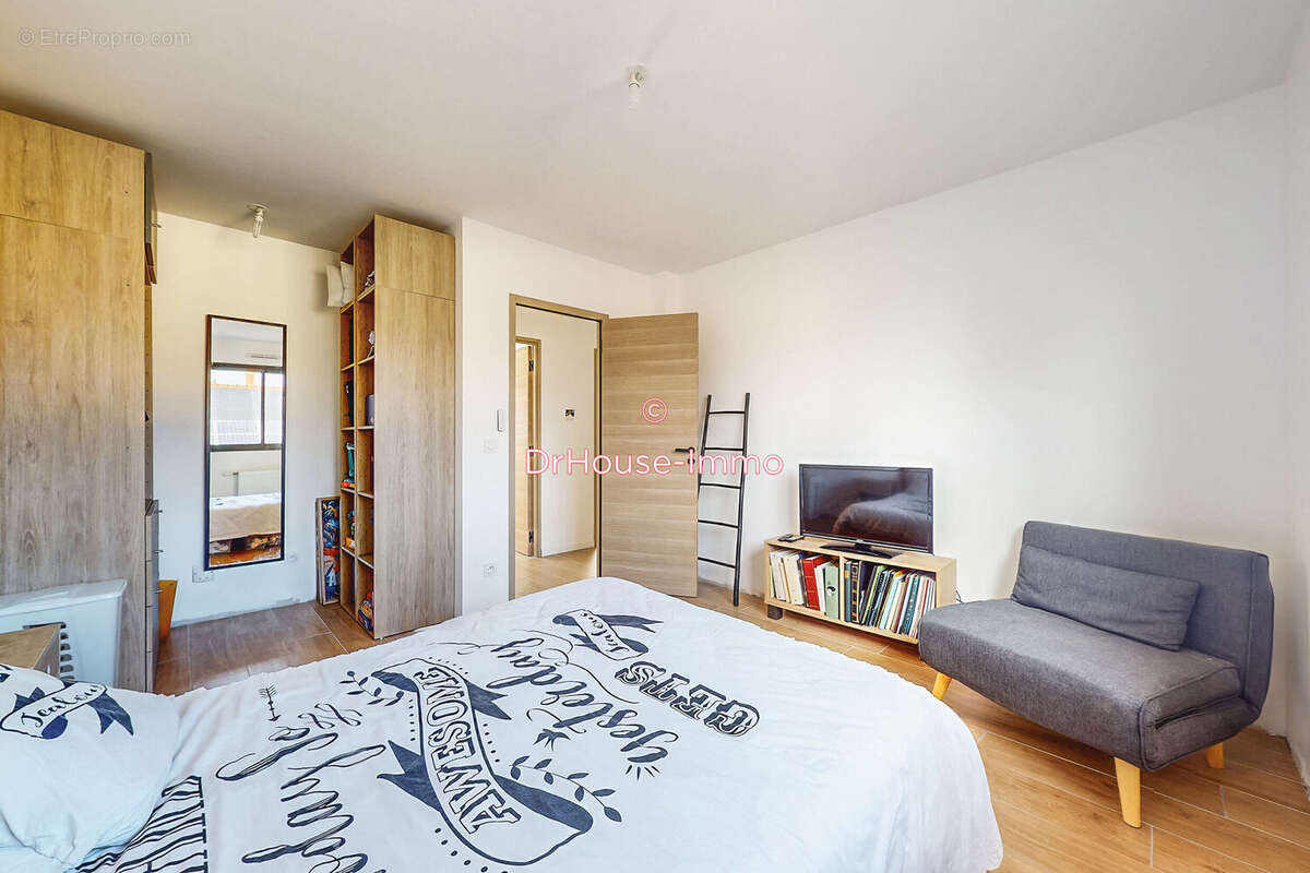 Maison à SAINT-FARGEAU-PONTHIERRY