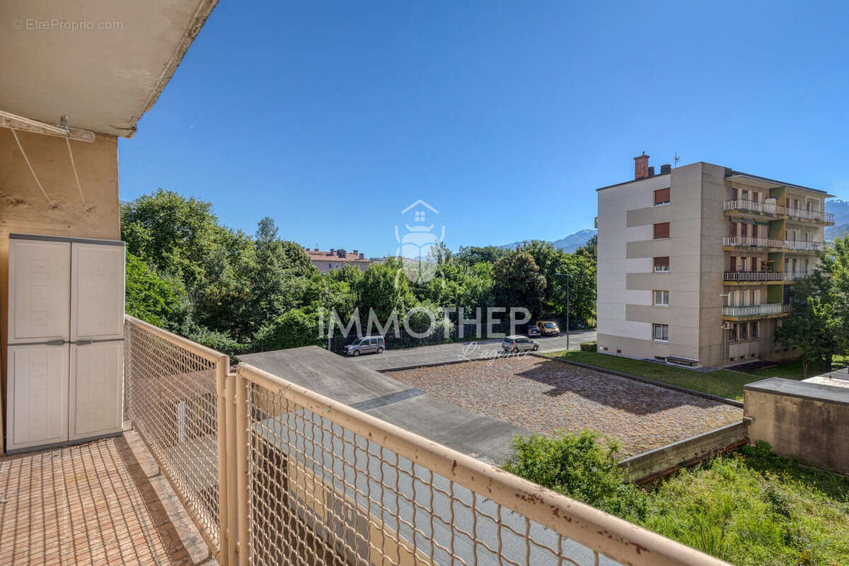 Appartement à GRENOBLE