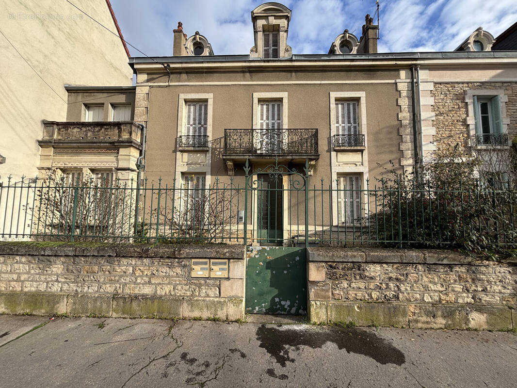 Maison à DIJON
