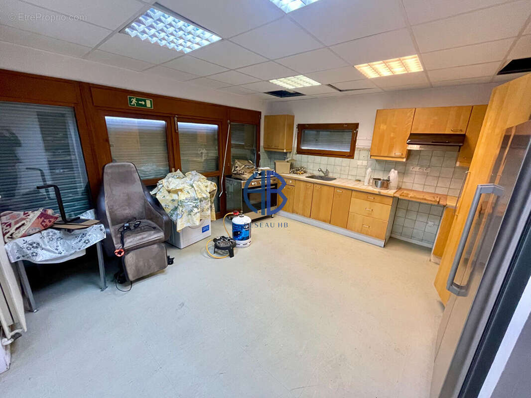 Maison 270m² à fort potentiel au coeur de La Tour-du-Pin - photo 3