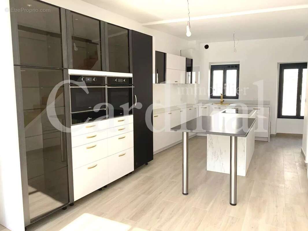 Maison à NOISY-LE-ROI