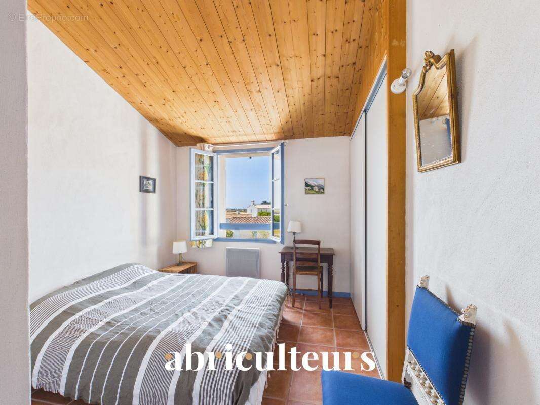 Maison familiale de 7 chambres en vente à Noirmoutier-en-l’Île (85330) - photo 16