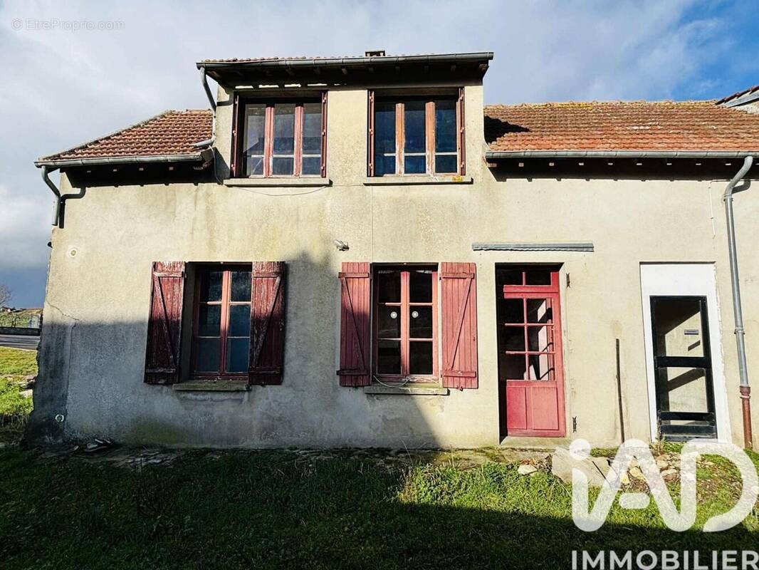 Photo 1 - Maison à LA FERTE-MILON