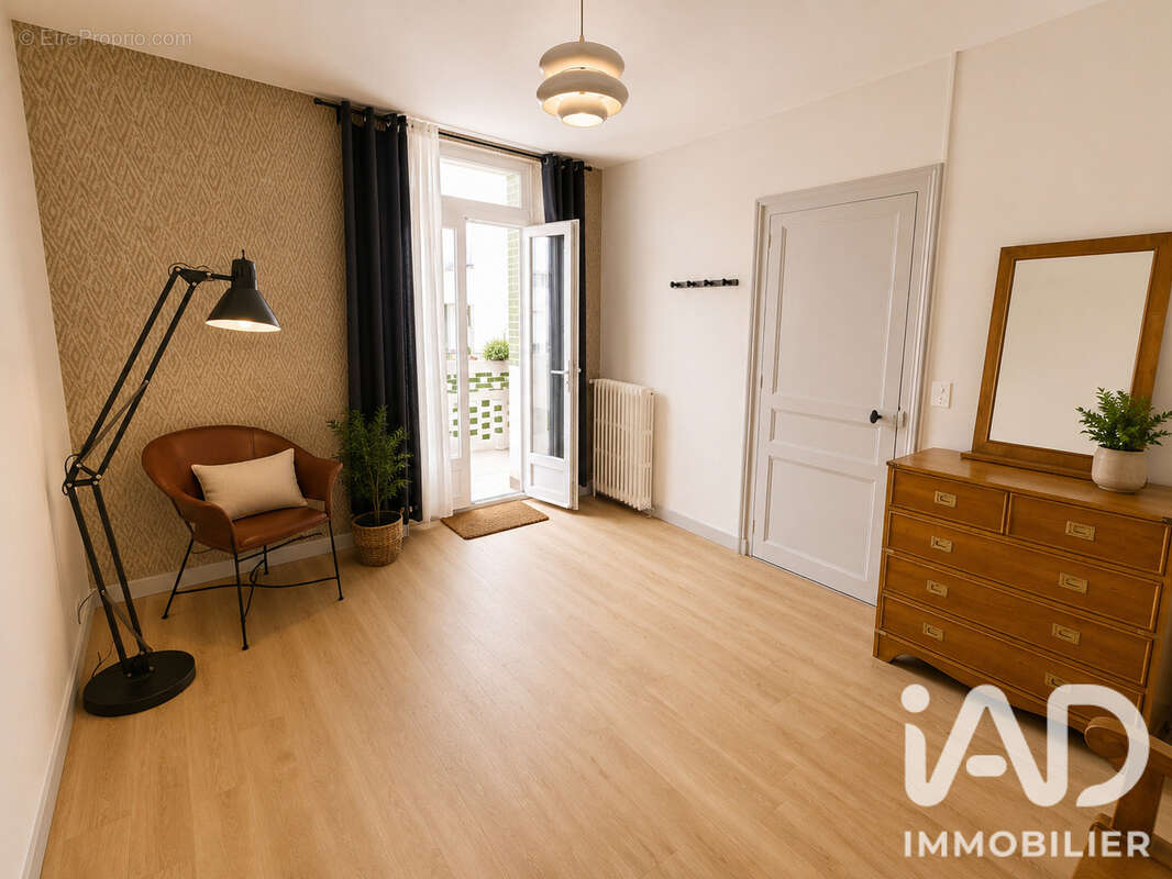Maison 138 m² à Saint-Nazaire  - photo 5