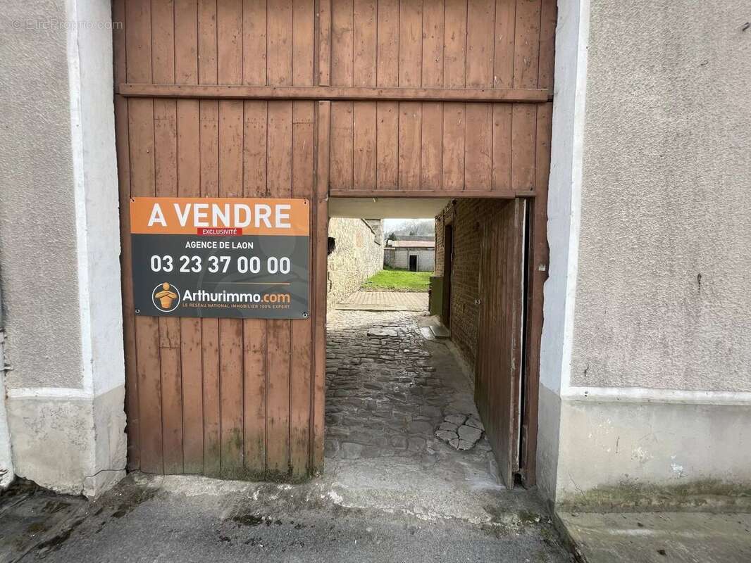 Maison à MAUREGNY-EN-HAYE