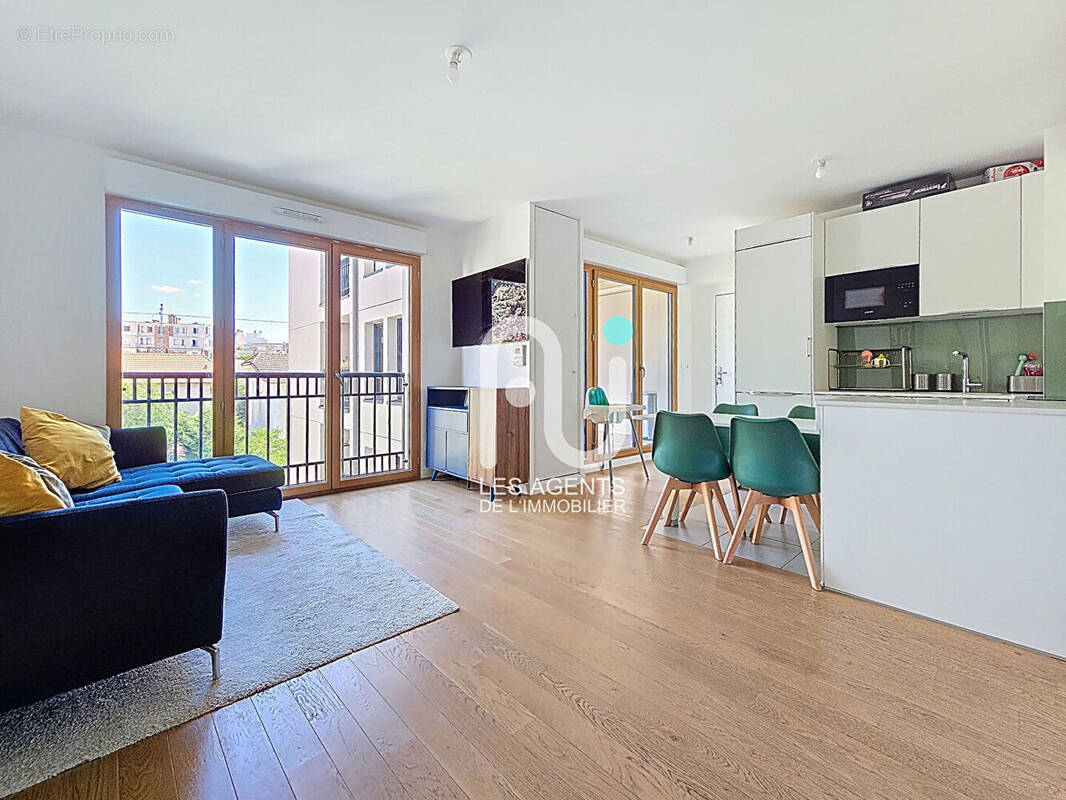 Appartement à ASNIERES-SUR-SEINE