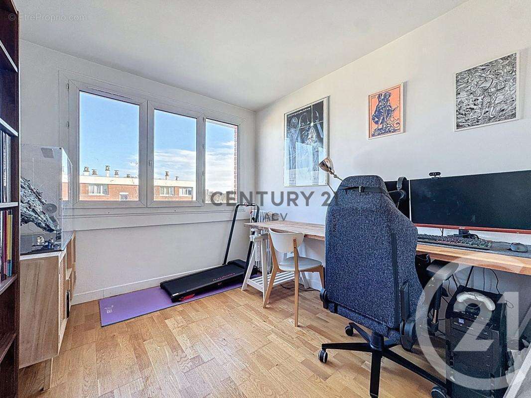 Appartement à MAISONS-ALFORT
