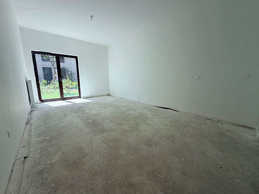 Appartement 92m² à nanterre - photo 2