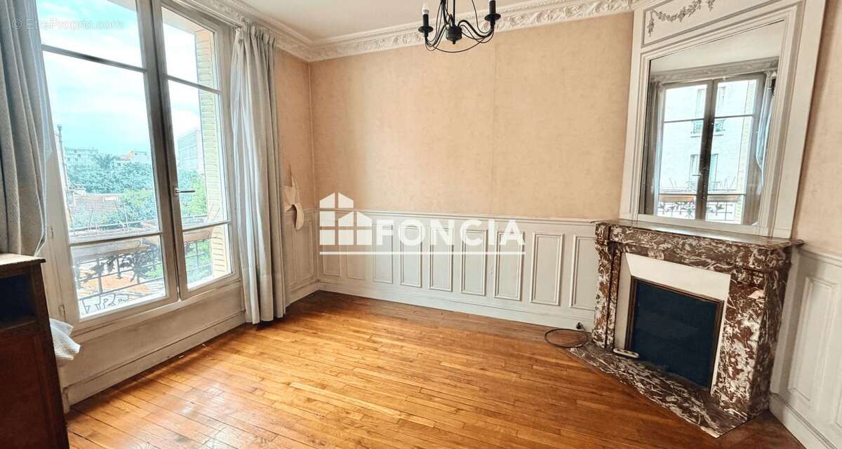 Patay- 3 pieces (55 m2) en etage eleve avec ascenseur - ensoleille- charme de l'ancien - photo 4