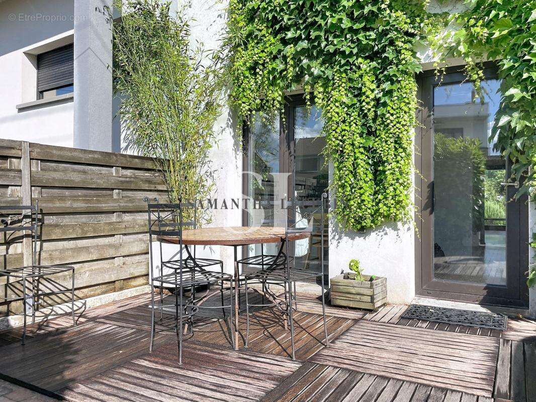 Maison 145 m² à Romainville  - photo 9