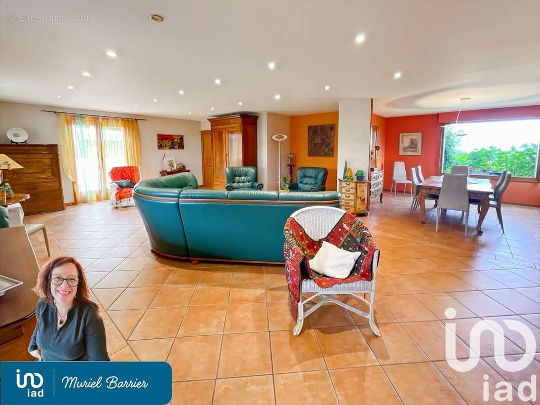 Photo 6 - Maison à SAINT-GENEST-LERPT