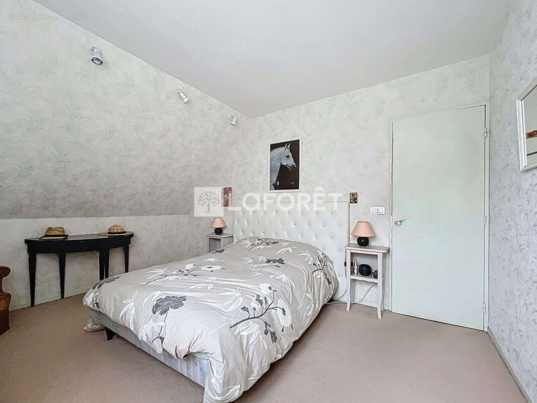 Maison à SAINT-MARTIN-DU-TERTRE