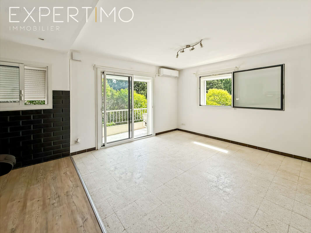 Opportunité rare ! Ensemble Immobilier Montpellier Nord 4 studios, 4 T2 . - photo 6