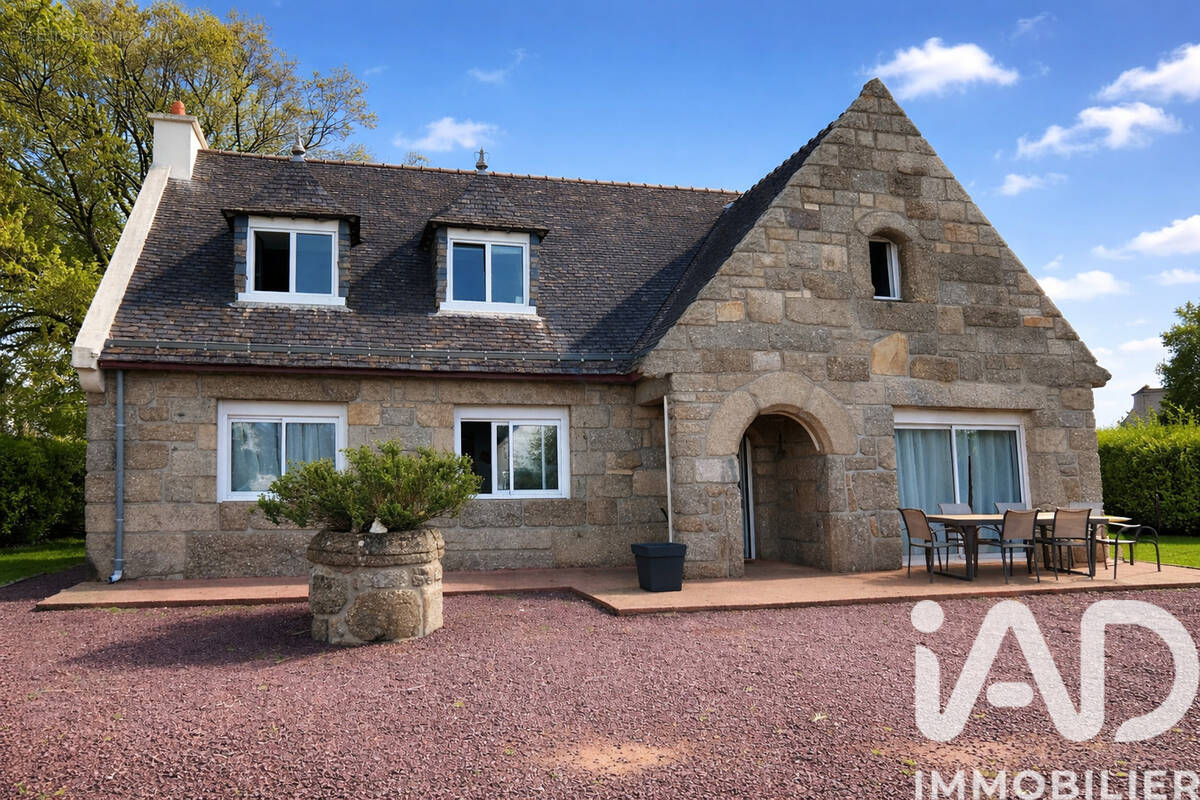 Photo 1 - Maison à LANVOLLON