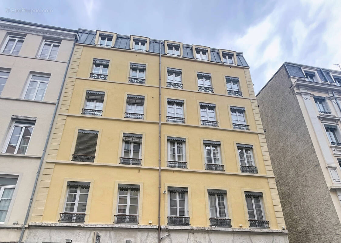 Appartement à LYON-6E