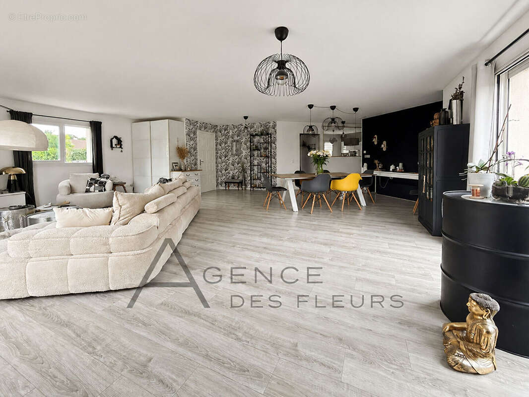 Maison à LA LONDE