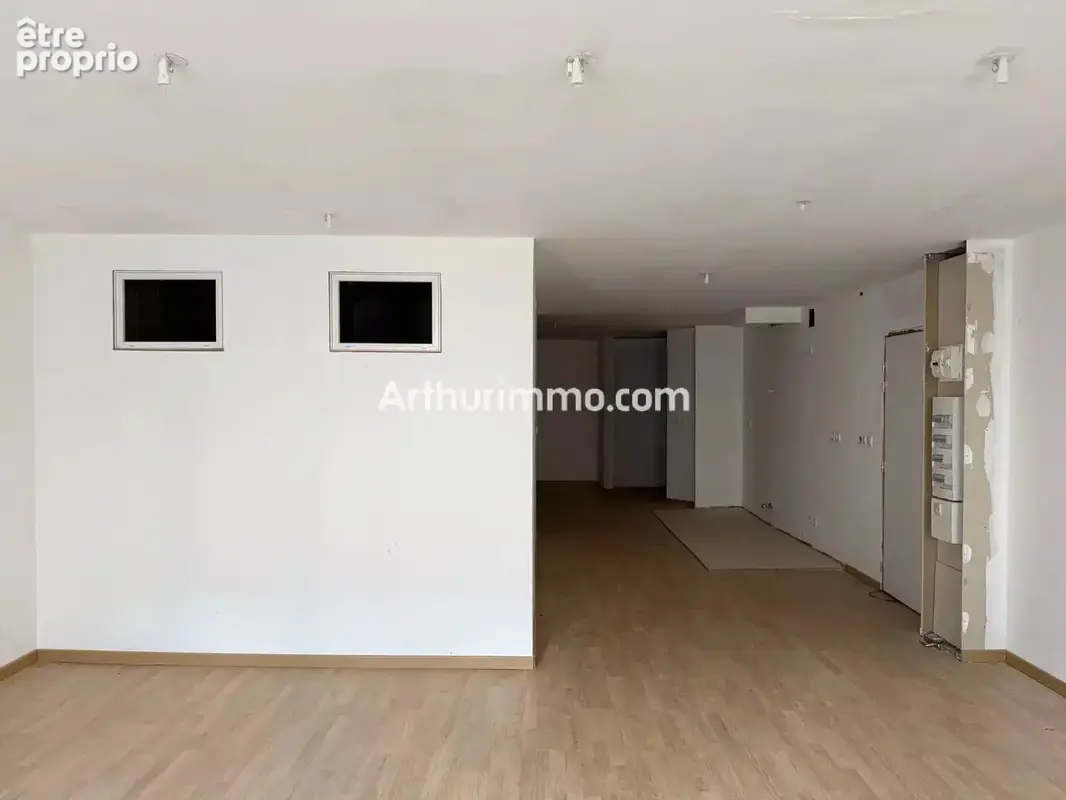 Exclusivité – lons-le-saunier centre – t3 133 m² à finaliser – fort potentiel - photo 3