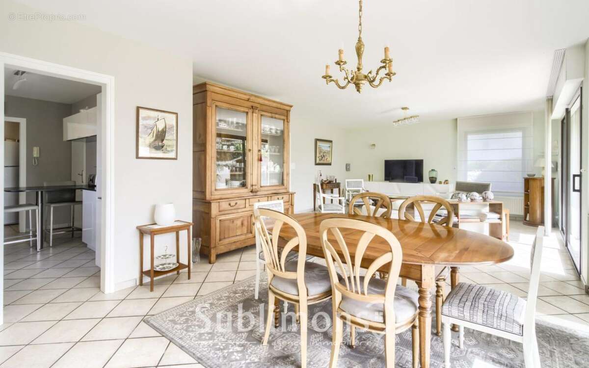 Maison à SENE