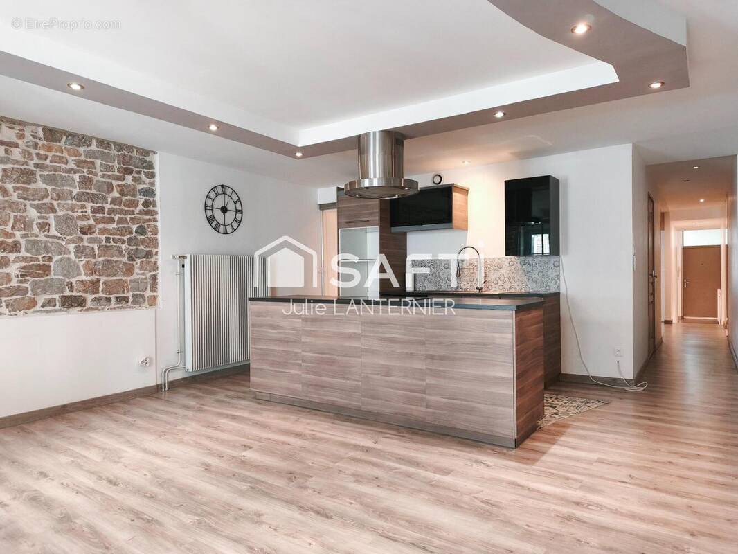Photo 1 - Appartement à LONS-LE-SAUNIER
