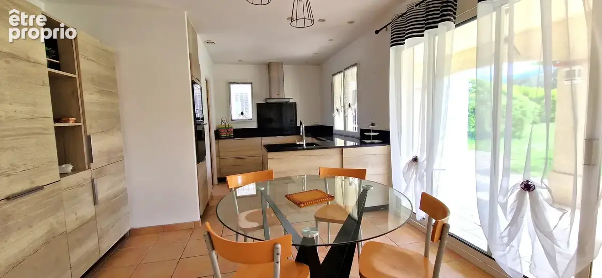 Vinça Hors lotissement sur 2000 M2 Arboré et verdoyant Villa 4 Faces  Piscine - photo 4