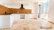 Appartement à POURRIERES
