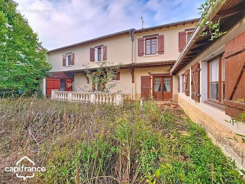 Maison à SAINTE-RADEGONDE