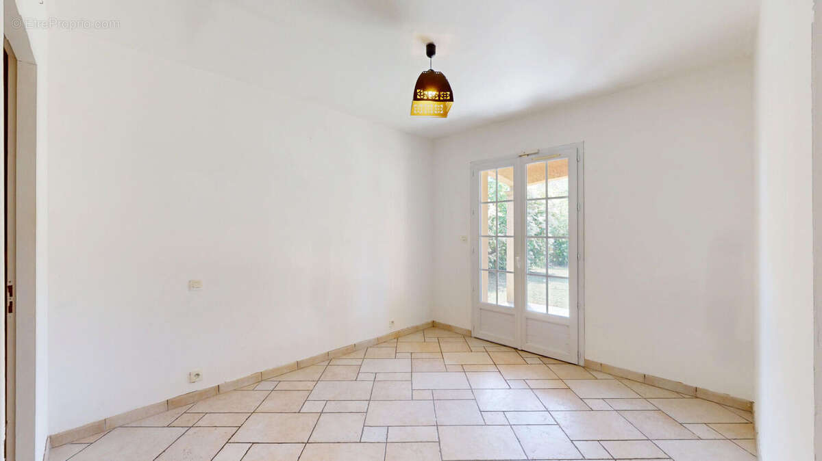 Maison à VILLENEUVE-TOLOSANE