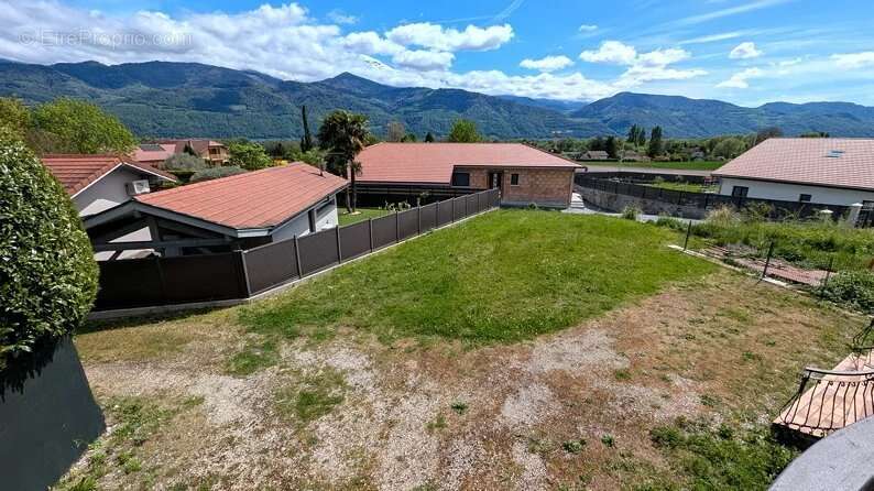 Maison à SAINT-ISMIER