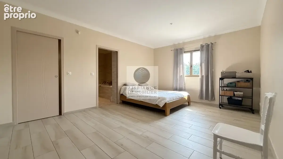 Maison avec piscine proche centre-ville - photo 14
