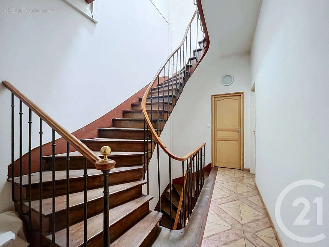 Appartement 32 m² à Sens  - photo 7