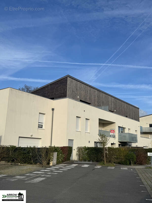 Appartement à ORGERES