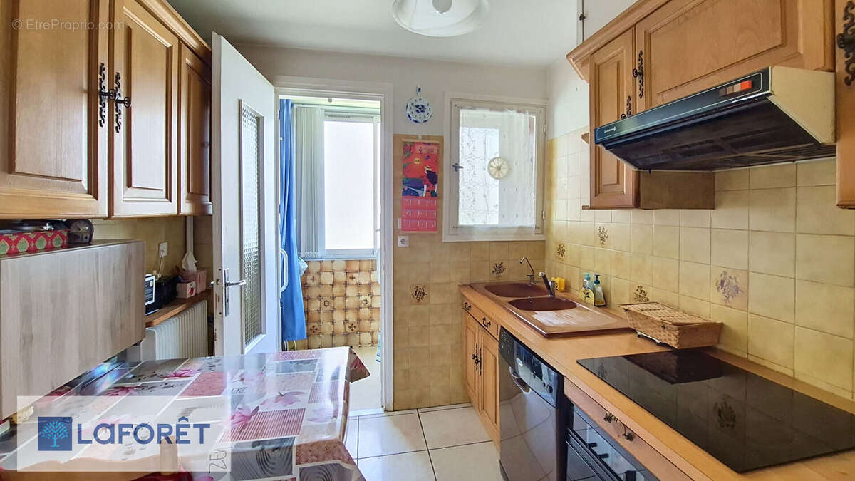 Appartement Six Fours Les Plages 3 pièces 63 m2 - photo 4