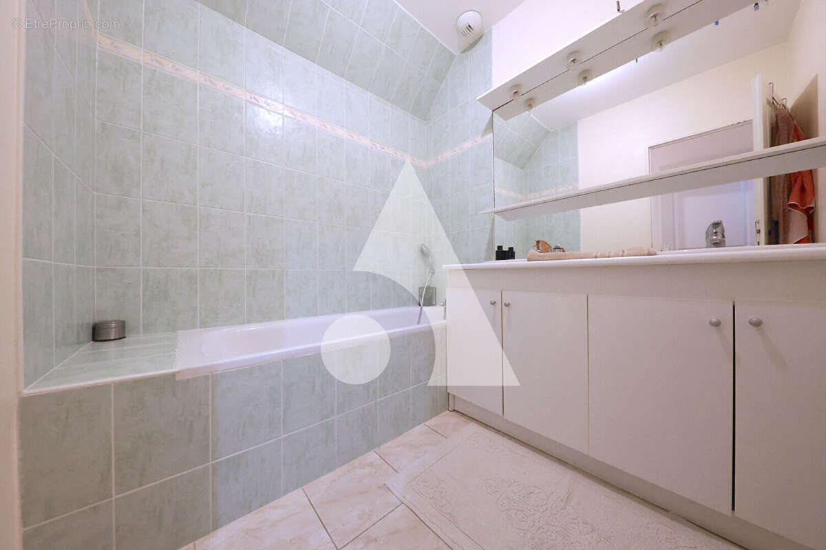 Maison à SAINTRY-SUR-SEINE