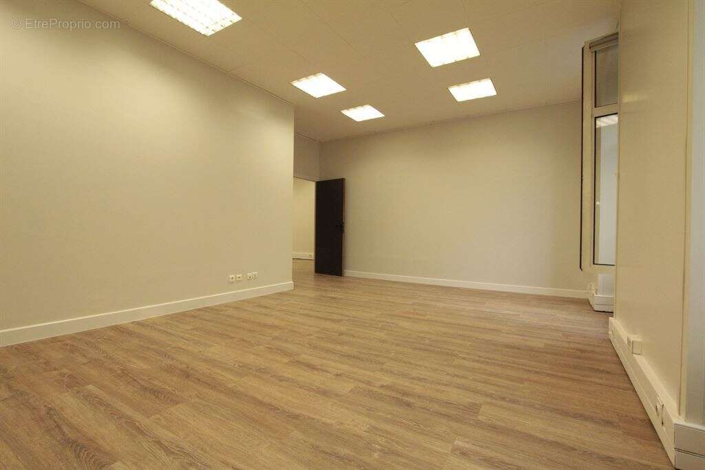 Appartement à PARIS-9E