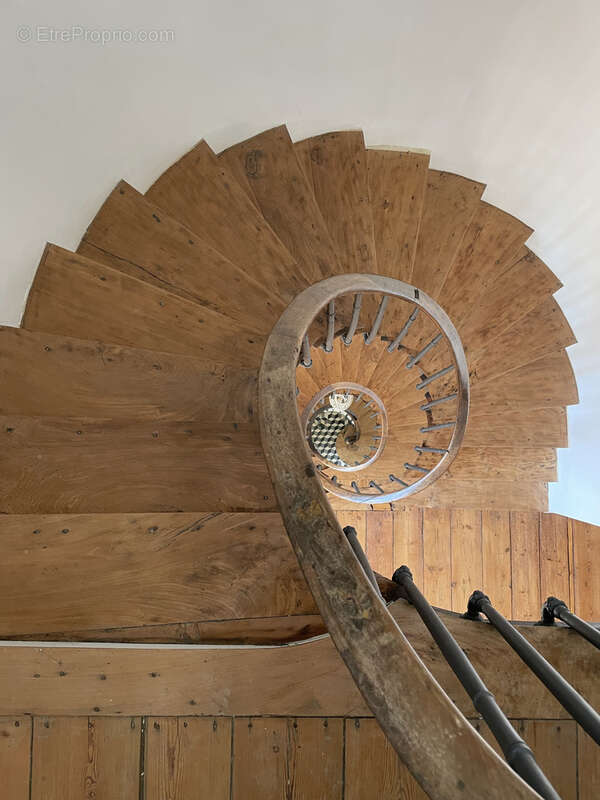 Maison à CHATEAUNEUF-SUR-CHARENTE