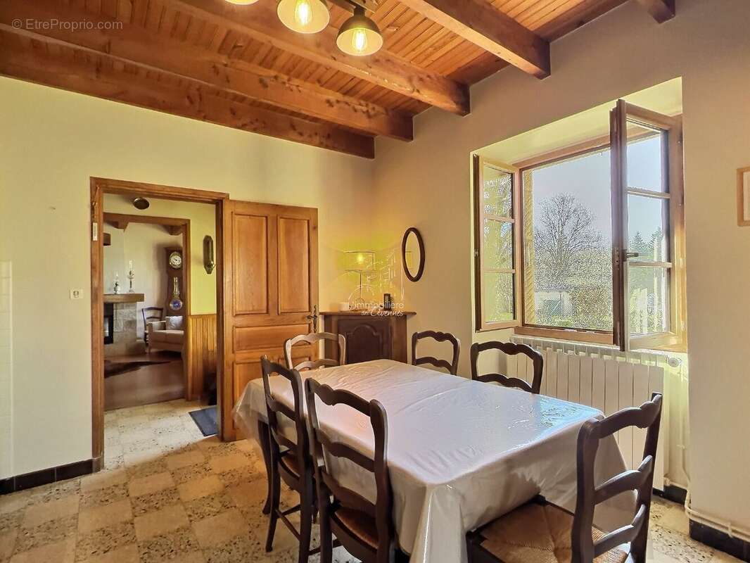 Maison à SAINT-SAUVEUR-CAMPRIEU