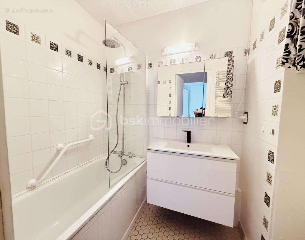 Appartement à COURSEULLES-SUR-MER