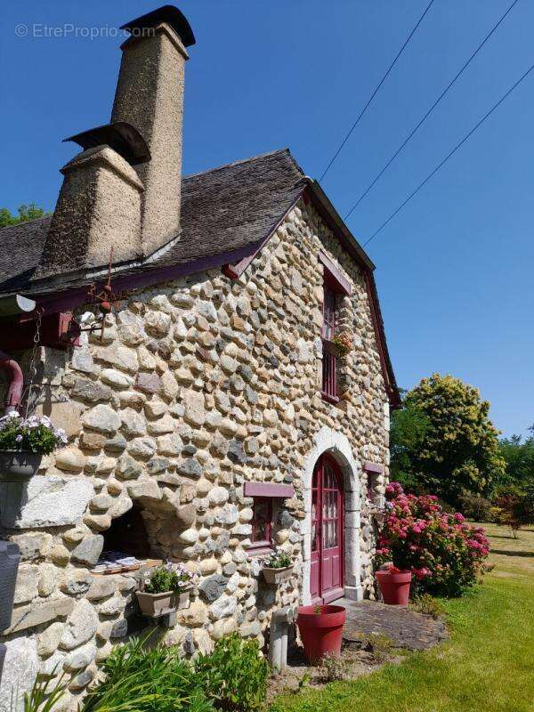 Maison à BUZY