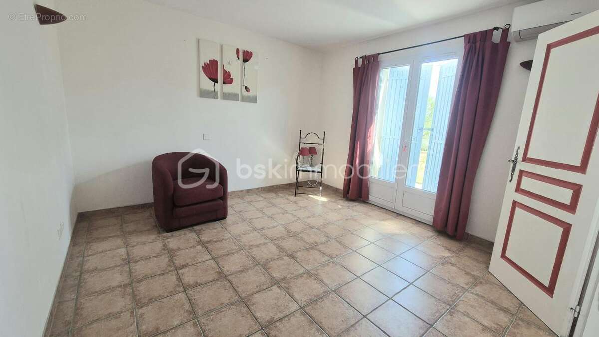 Maison à SAINT-SATURNIN-LES-APT