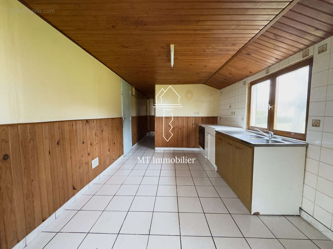 Maison à AUBIN-SAINT-VAAST