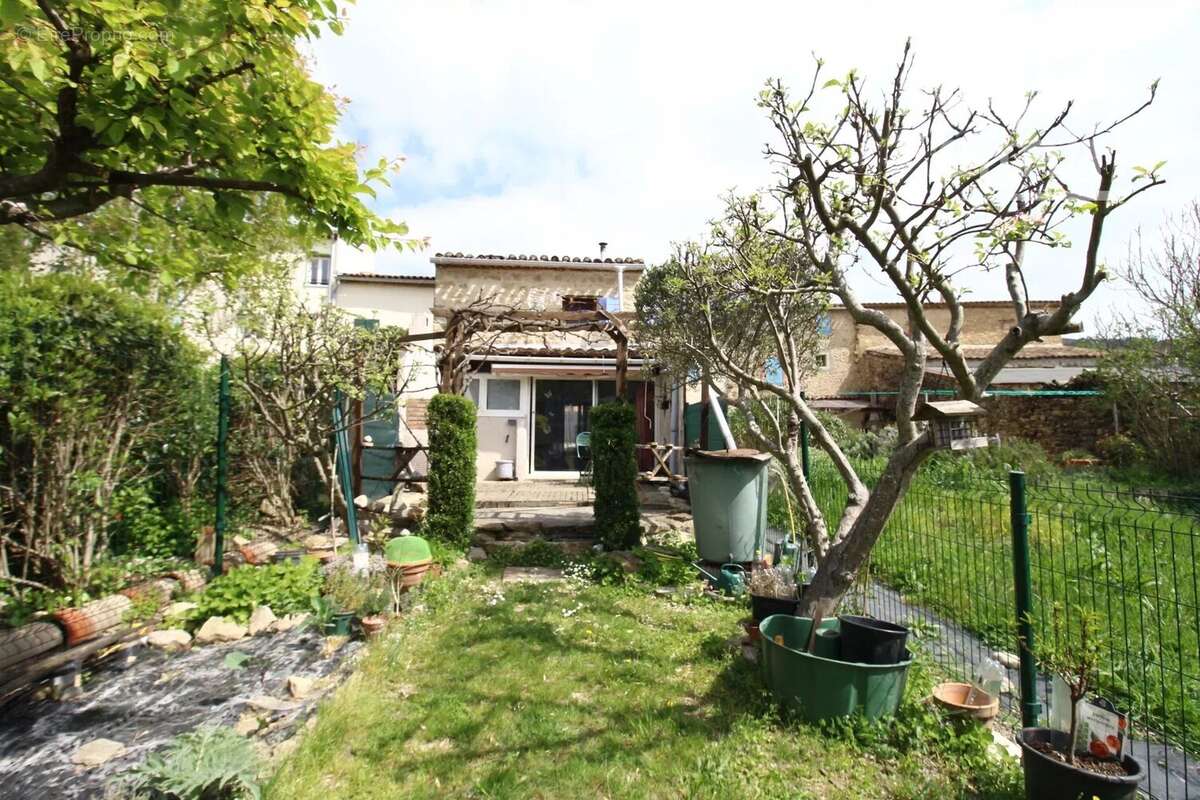 Maison à ANTUGNAC