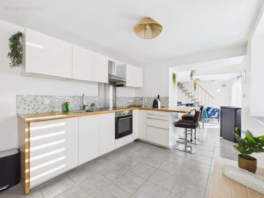 Appartement à VELARS-SUR-OUCHE